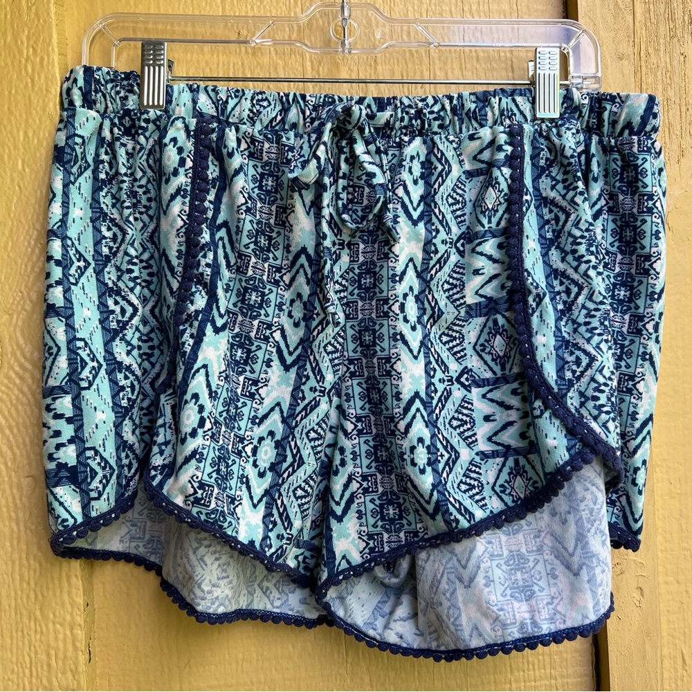 Bohemian Shorts size XL